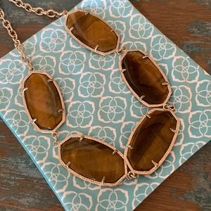 Kendra Scott Valencia necklace